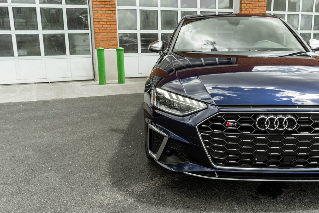 Used 2020 Audi S4 Premium Plus w/ Premium Plus Package AWD/4WD image 33
