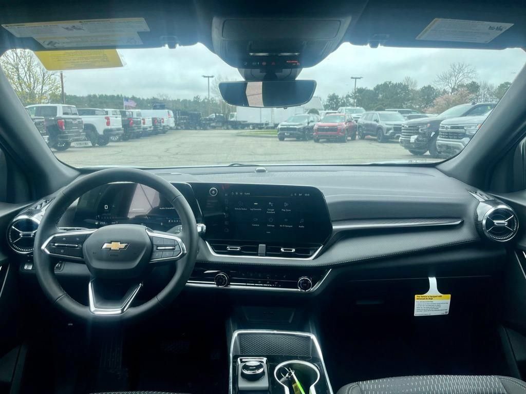 New 2026 Chevrolet Equinox LT w/ Safety and Technology Package AWD/4WD image 23