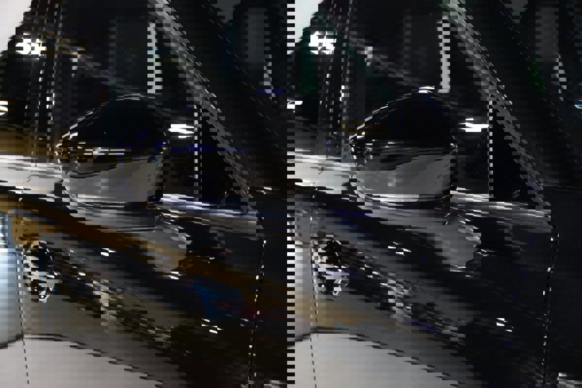 Used 2025 MAZDA CX-70 Plug-In Hybrid w/ Premium Pkg image 9