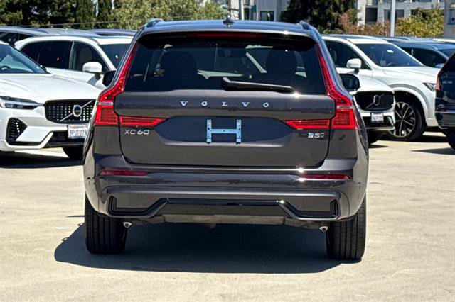 Certified 2025 Volvo XC60 B5 Plus AWD/4WD image 4