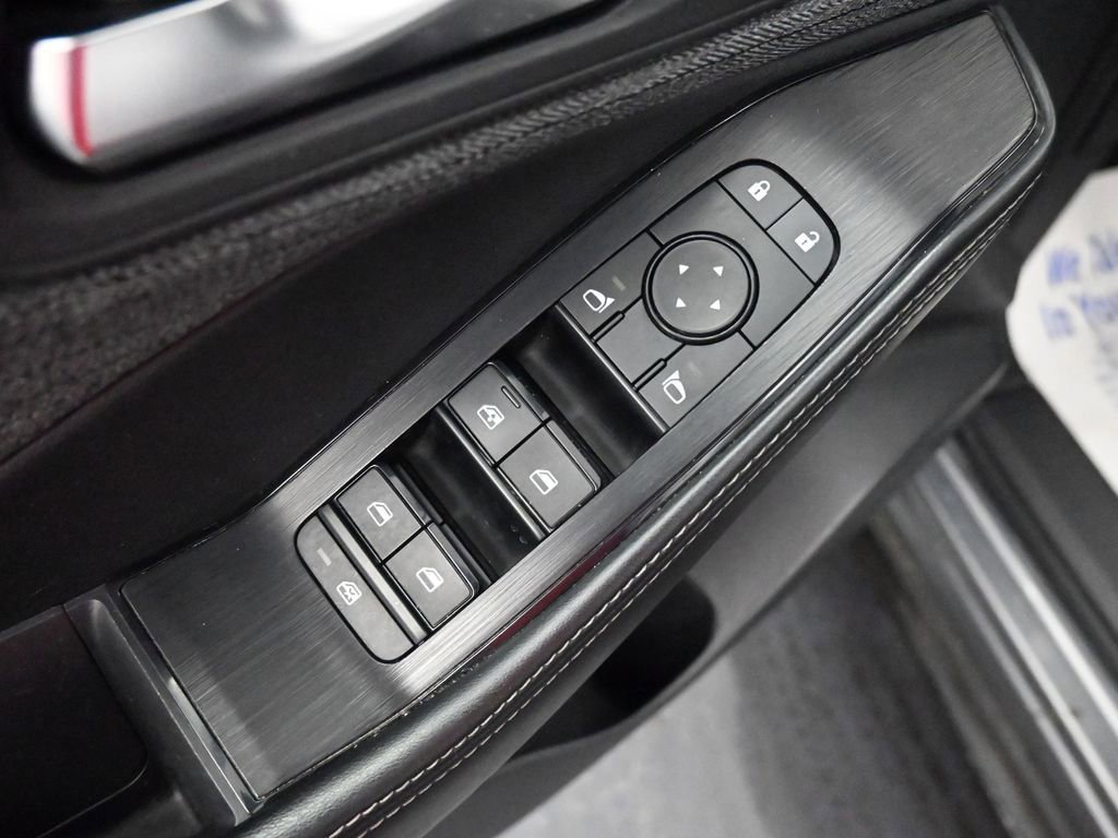 Used 2023 Nissan Rogue SV image 29