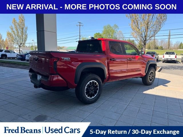 Used 2025 Toyota Tacoma TRD Off-Road AWD/4WD image 3