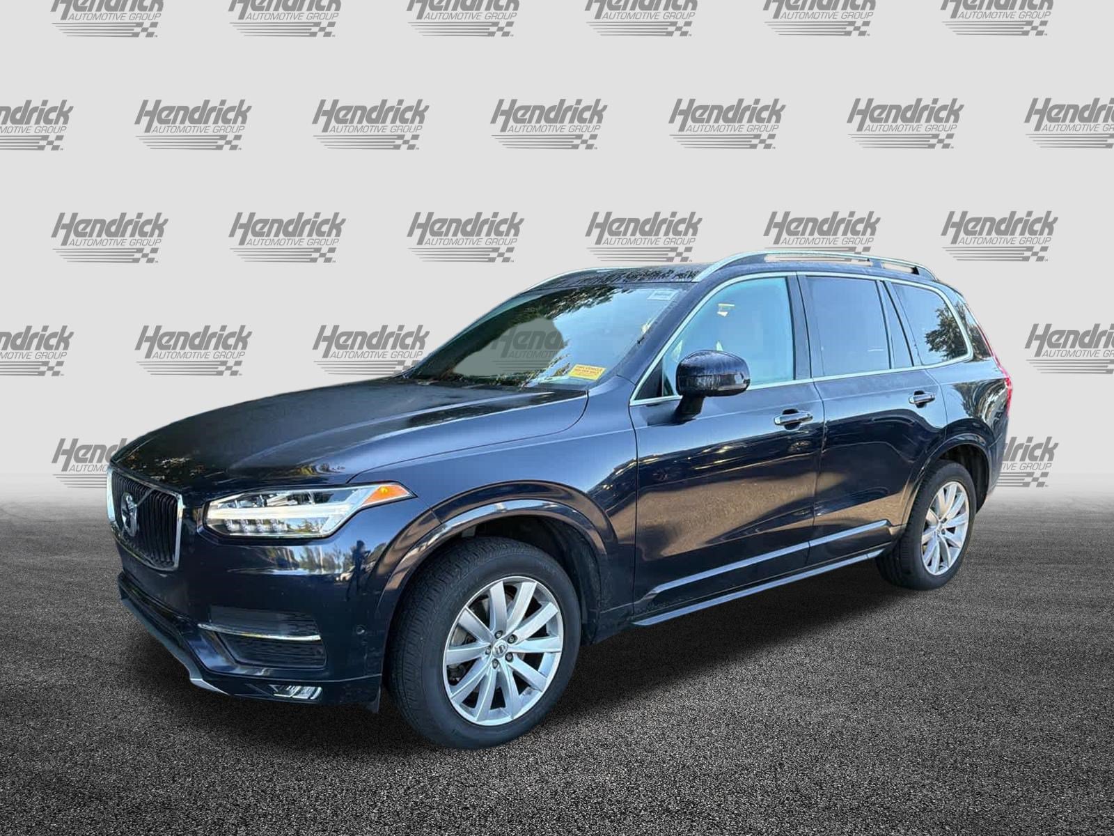 Used 2017 Volvo XC90 T6 Momentum w/ Vision Package AWD/4WD image 9