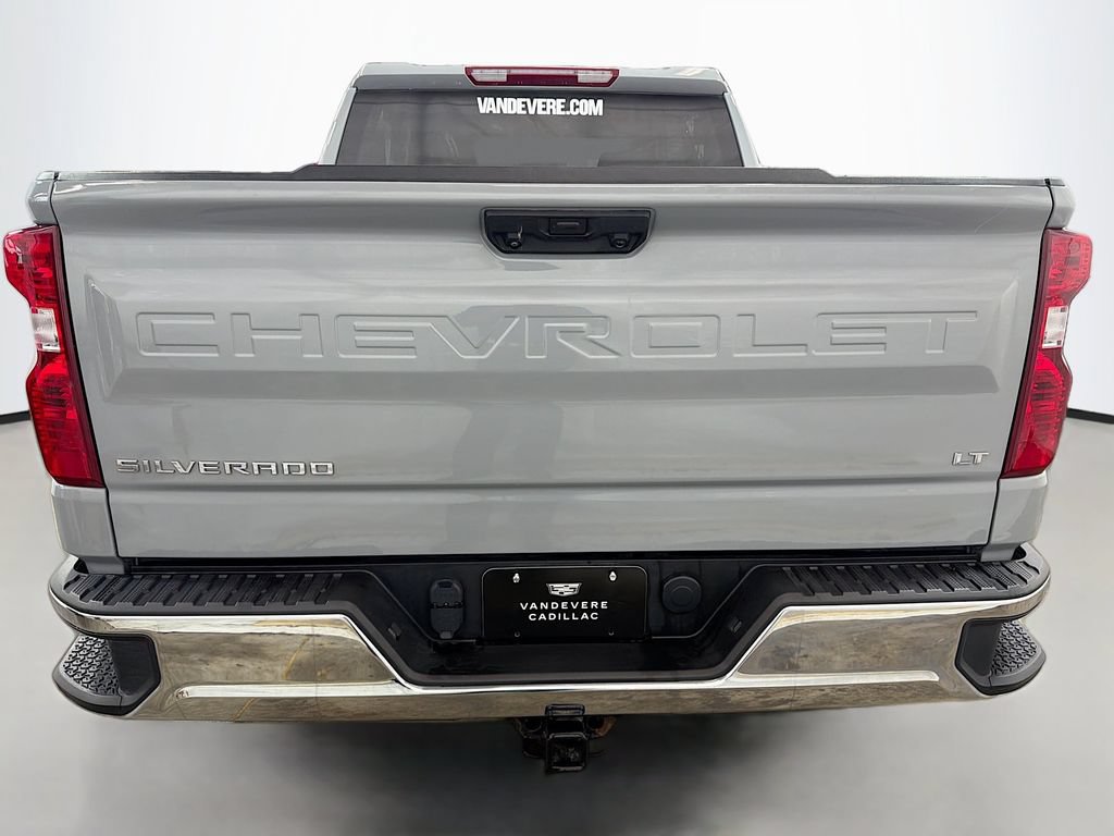 Used 2024 Chevrolet Silverado 1500 LT AWD/4WD image 8