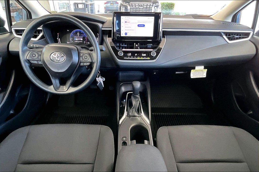 Used 2026 Toyota Corolla LE FWD image 7
