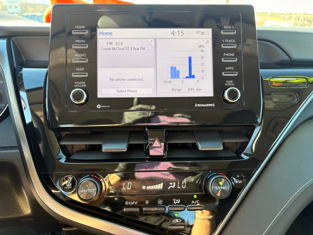 Used 2023 Toyota Camry SE image 18