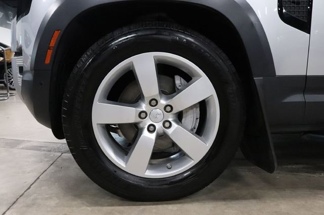 Used 2020 Land Rover Defender 110 HSE AWD/4WD image 35