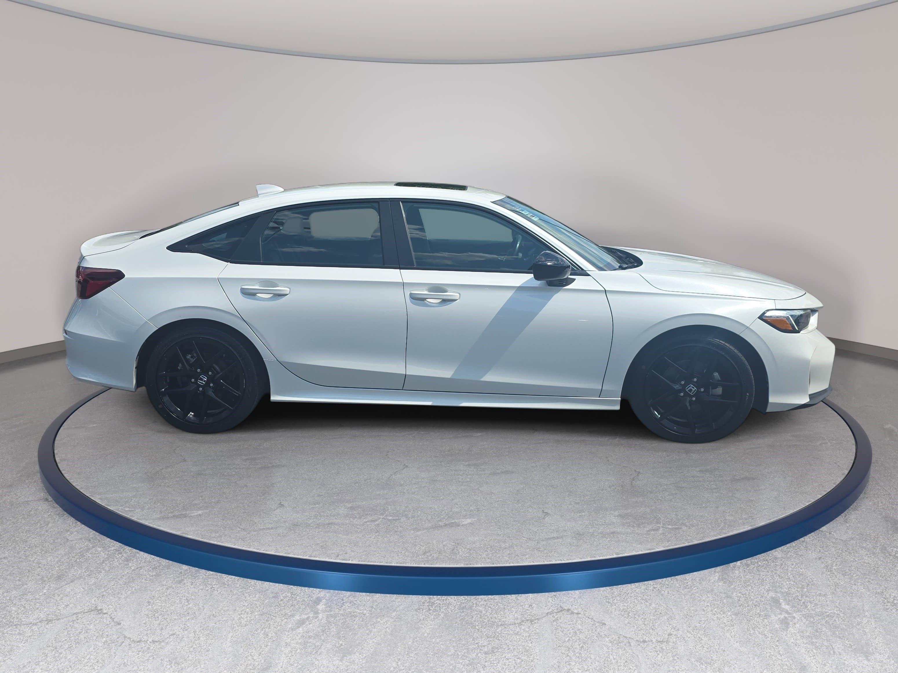 Used 2025 Honda Civic Sport image 4