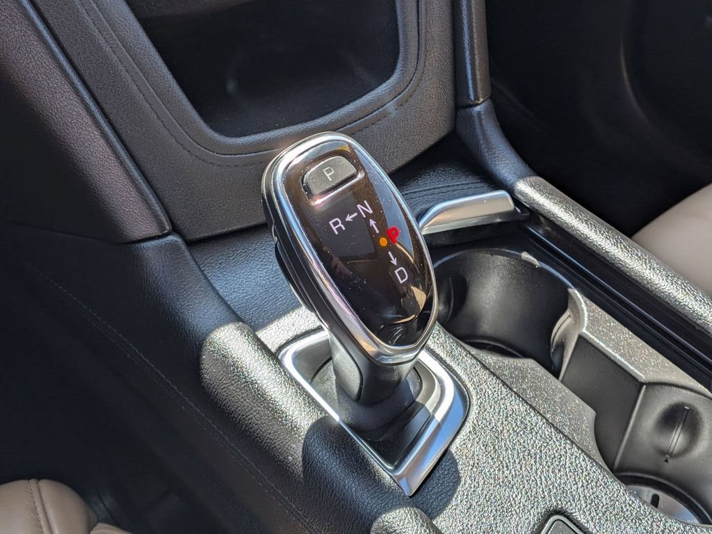 Used 2019 Cadillac XT5 Platinum AWD/4WD image 12
