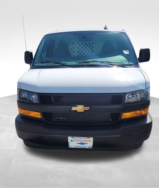 New 2025 Chevrolet Express 2500 Extended w/ Communications Package RWD image 3