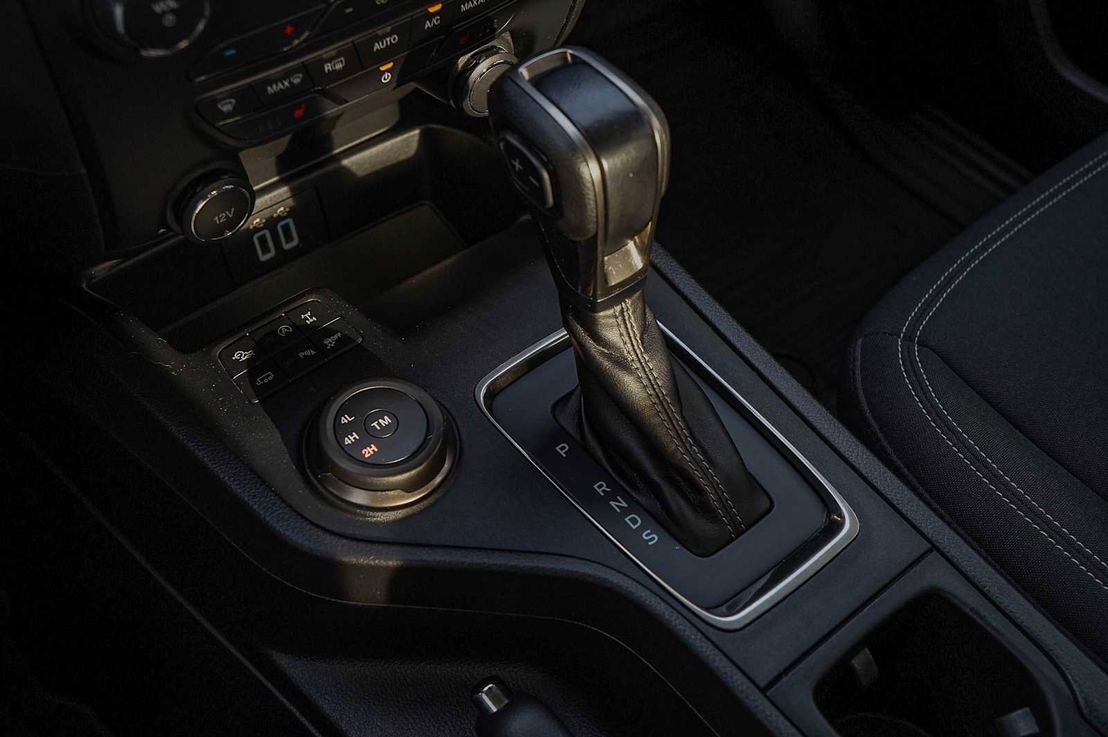 Used 2019 Ford Ranger XLT w/ Equipment Group 302A Luxury image 18