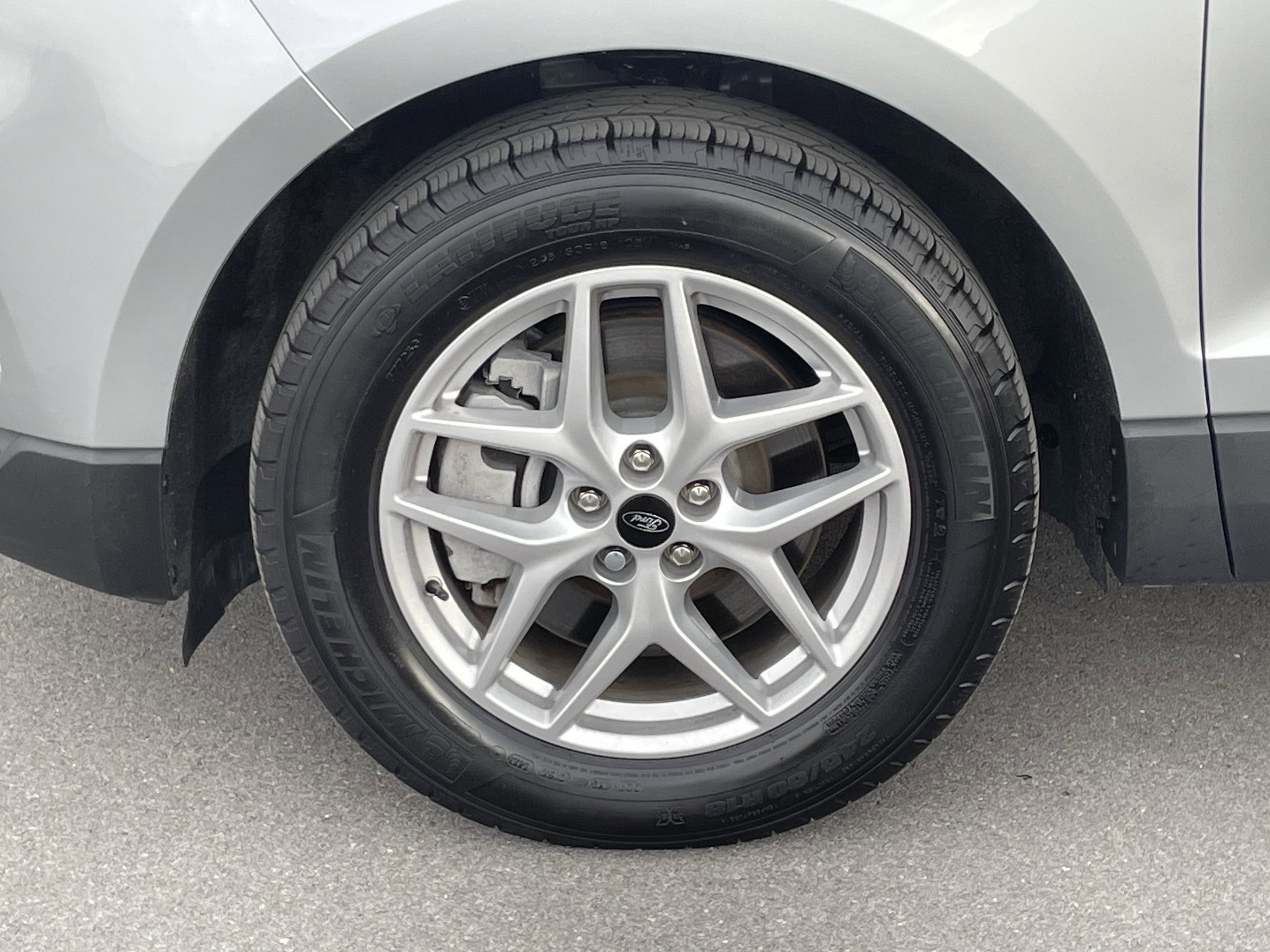 Used 2024 Ford Edge SEL w/ Convenience Package image 26