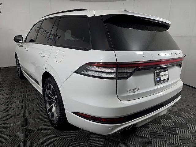 New 2026 Lincoln Aviator AWD w/ Jet Appearance Package image 7