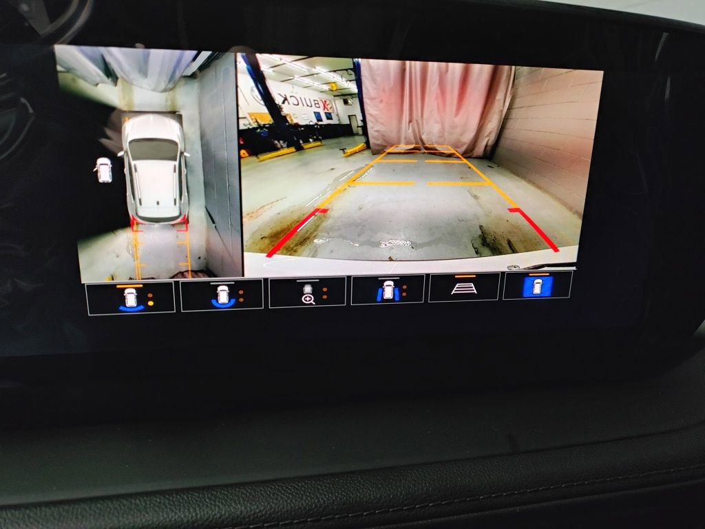 New 2026 Buick Encore GX Avenir w/ Avenir Technology Package image 32