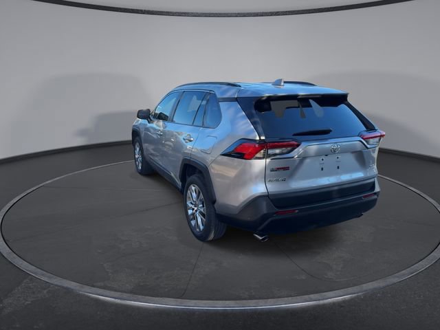 Used 2023 Toyota RAV4 XLE Premium image 13