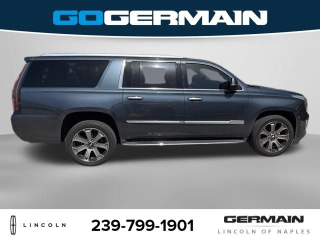 Used 2019 Cadillac Escalade ESV Luxury AWD/4WD image 8