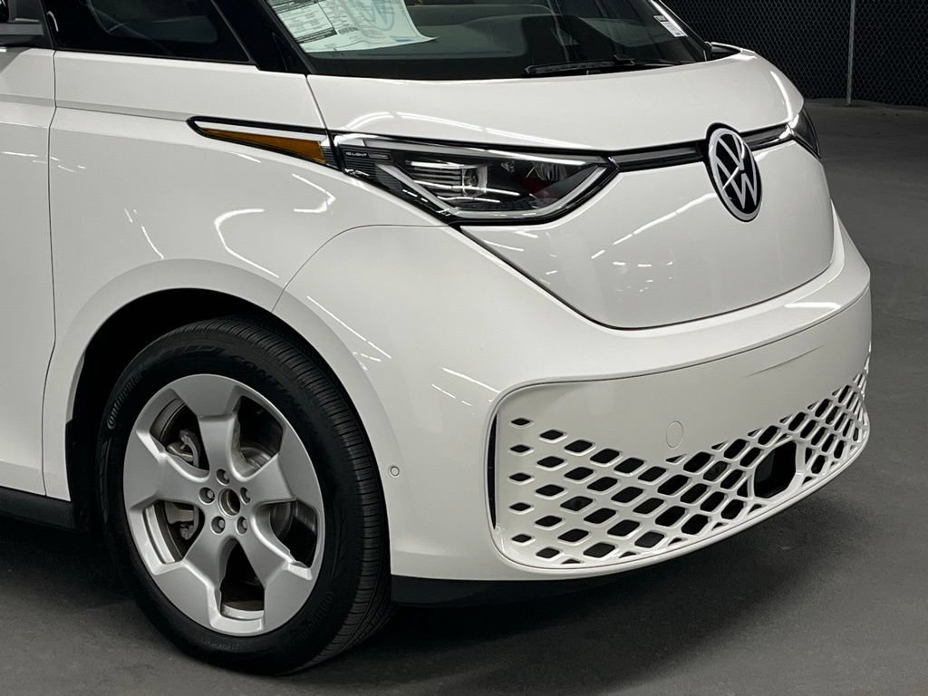 New 2025 Volkswagen ID. Buzz Pro S RWD image 42