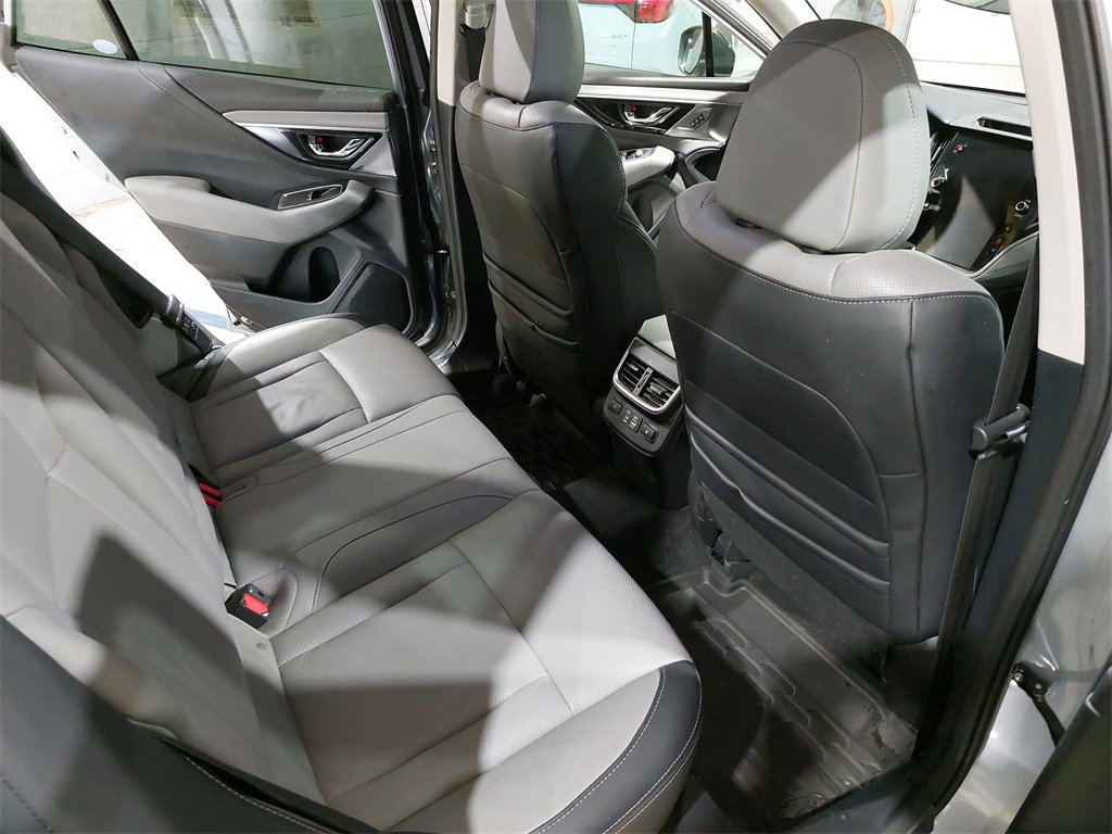 Used 2023 Subaru Outback Limited image 11