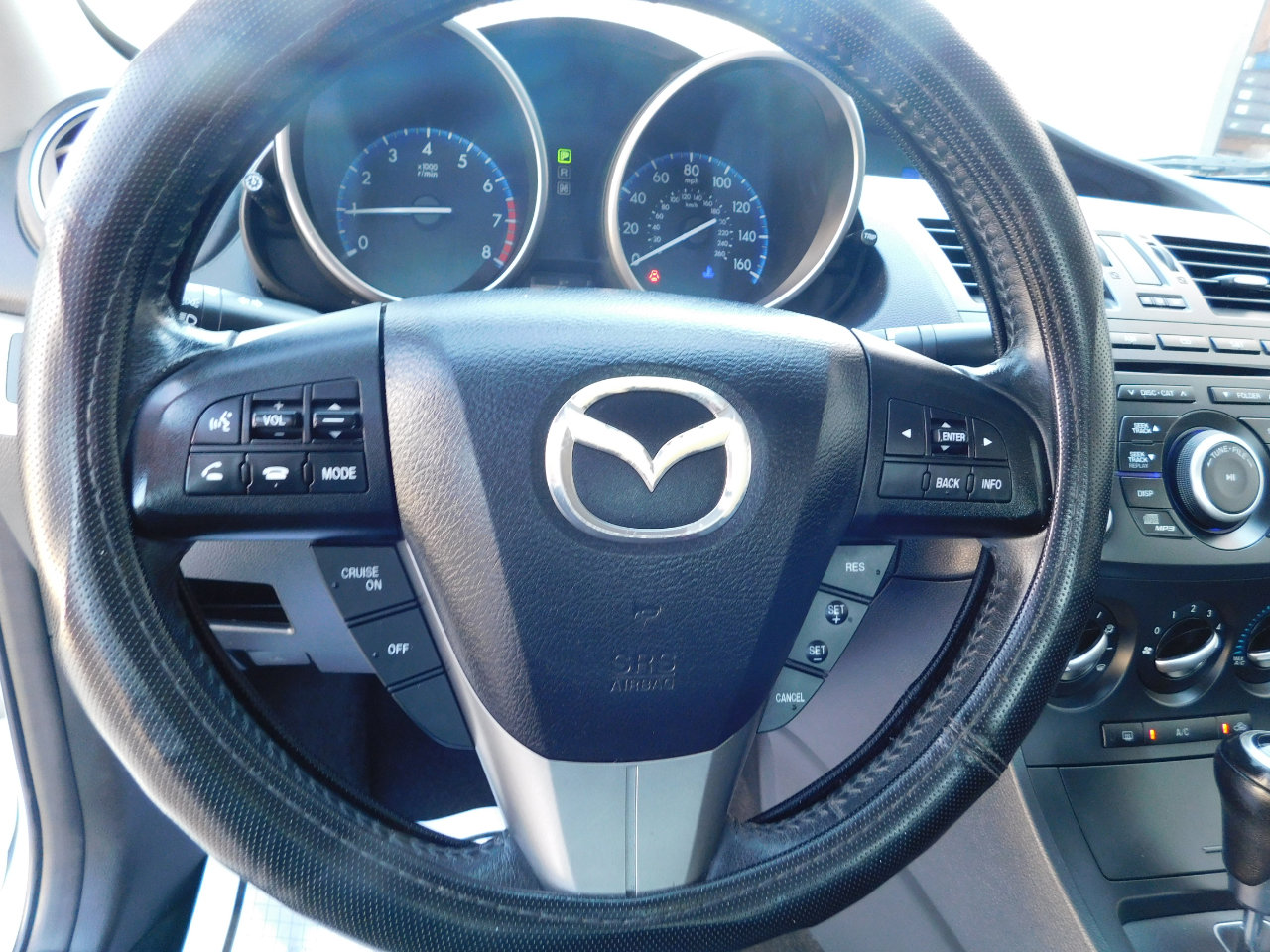 Used 2012 MAZDA MAZDA3 i Touring image 9
