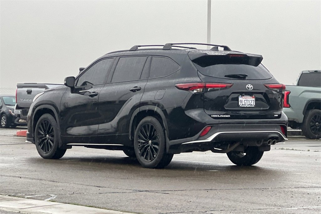 Certified 2024 Toyota Highlander XSE image 7