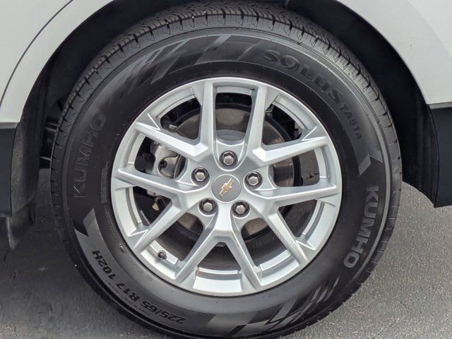 Used 2024 Chevrolet Equinox LT image 13