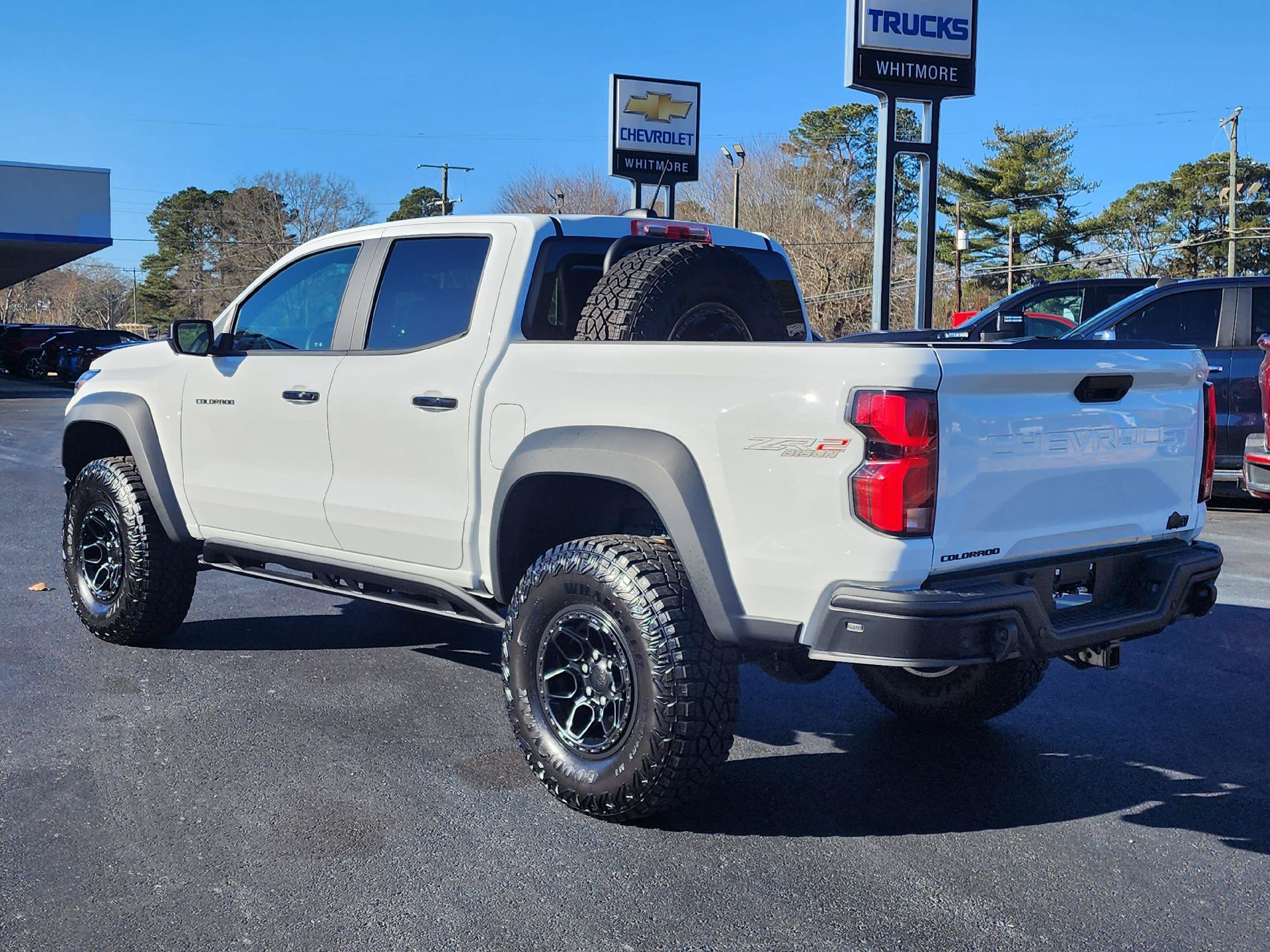 Used 2024 Chevrolet Colorado ZR2 w/ ZR2 Bison Edition AWD/4WD image 3
