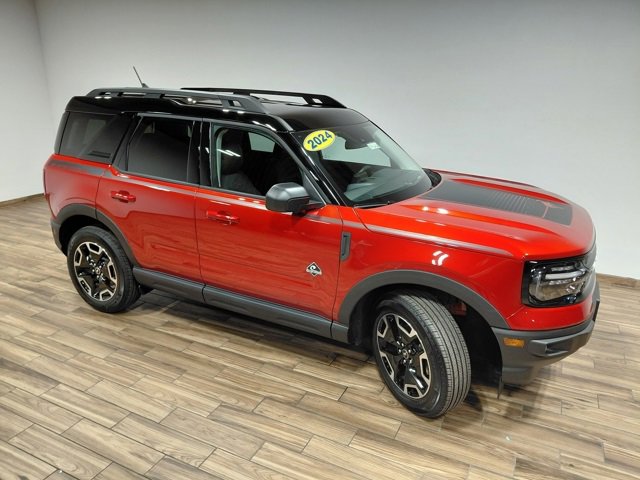 Used 2024 Ford Bronco Sport Outer Banks w/ Topo Graphic Package image 17