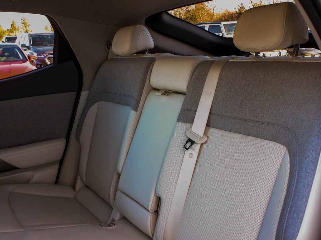 Used 2025 Genesis GV60 Advanced image 36