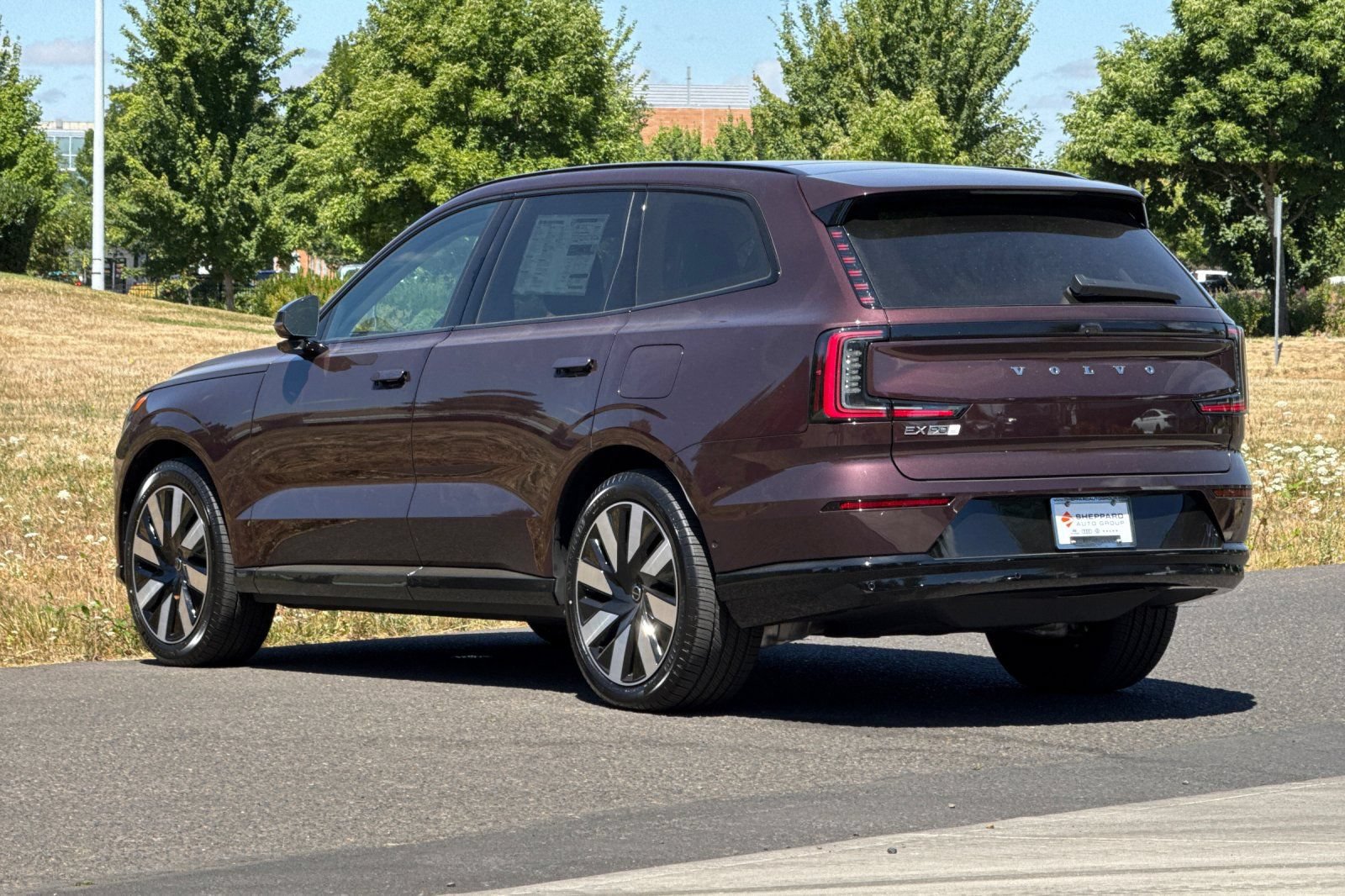 New 2026 Volvo EX90 Ultra AWD/4WD image 5