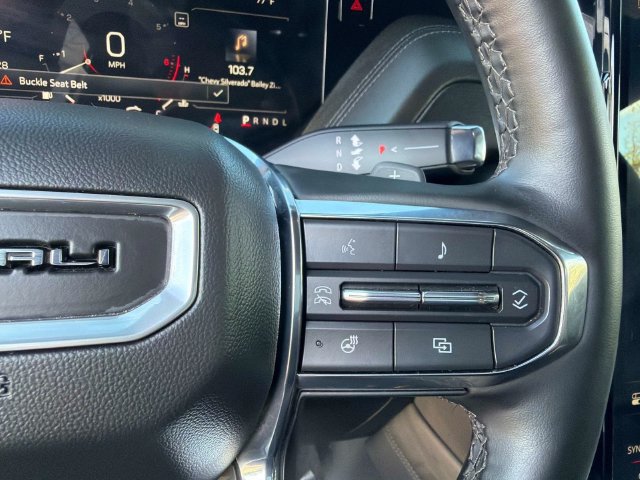 Used 2025 GMC Yukon Denali AWD/4WD image 25