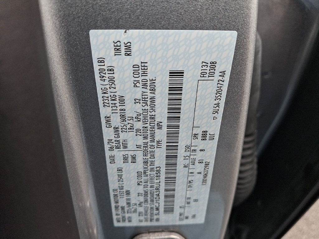 Certified 2024 Lincoln Corsair AWD image 26