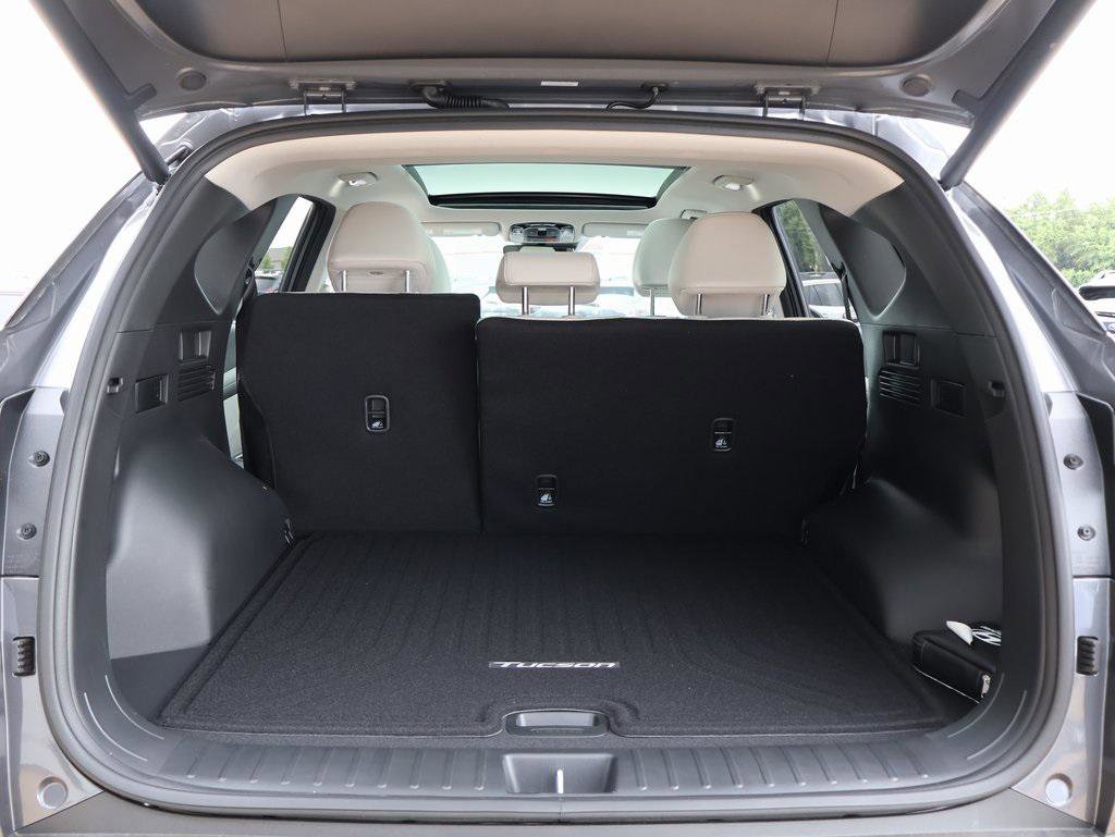 New 2025 Hyundai Tucson SEL image 15