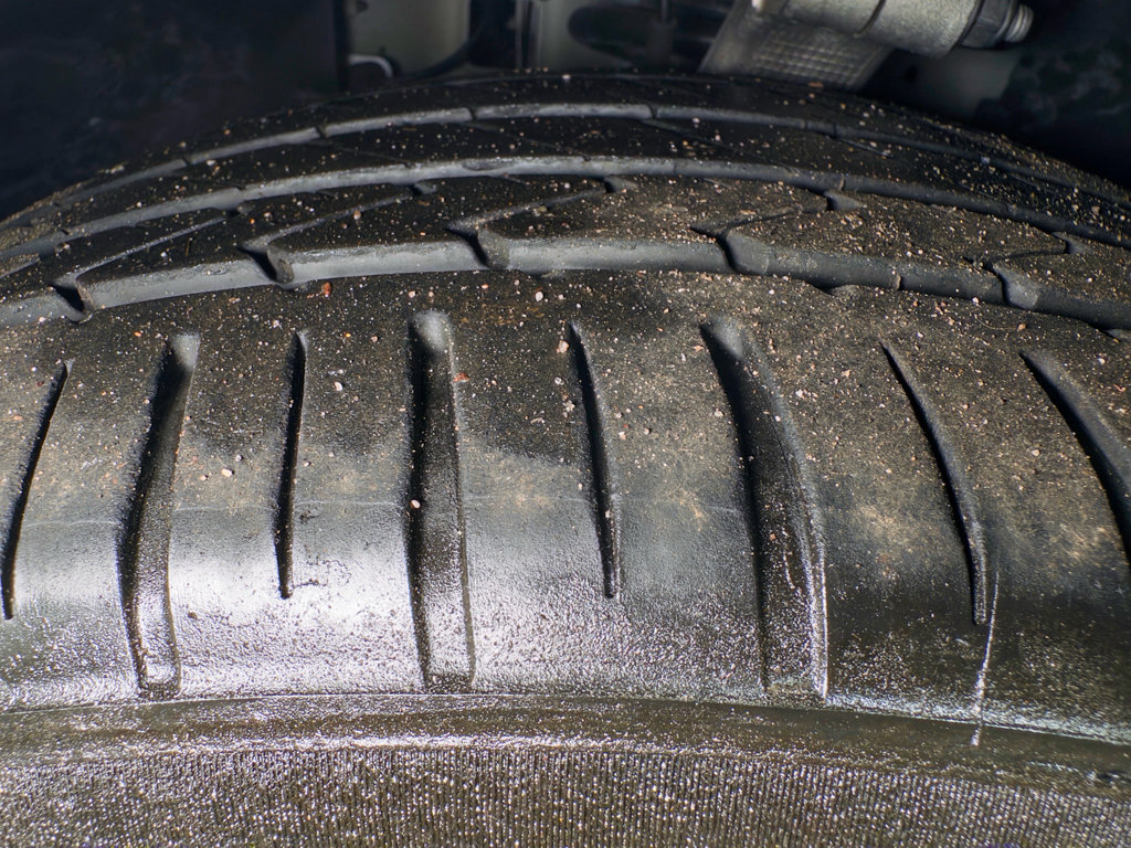 Used 2020 Tesla Model 3 Long Range image 34