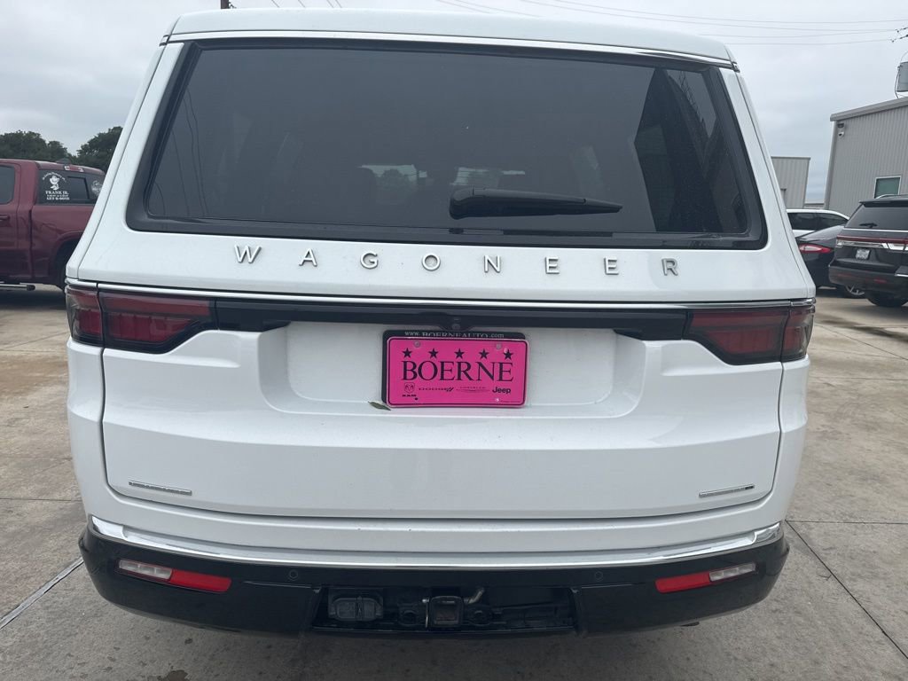 Used 2023 Jeep Wagoneer Series III w/ Premium Group I image 11