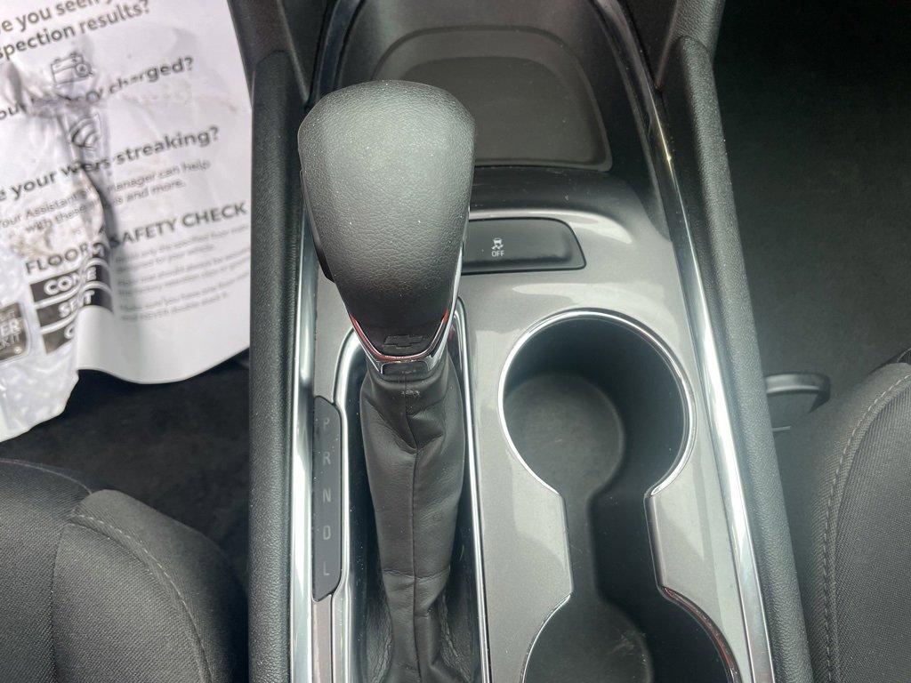 Used 2023 Chevrolet Malibu LT image 30