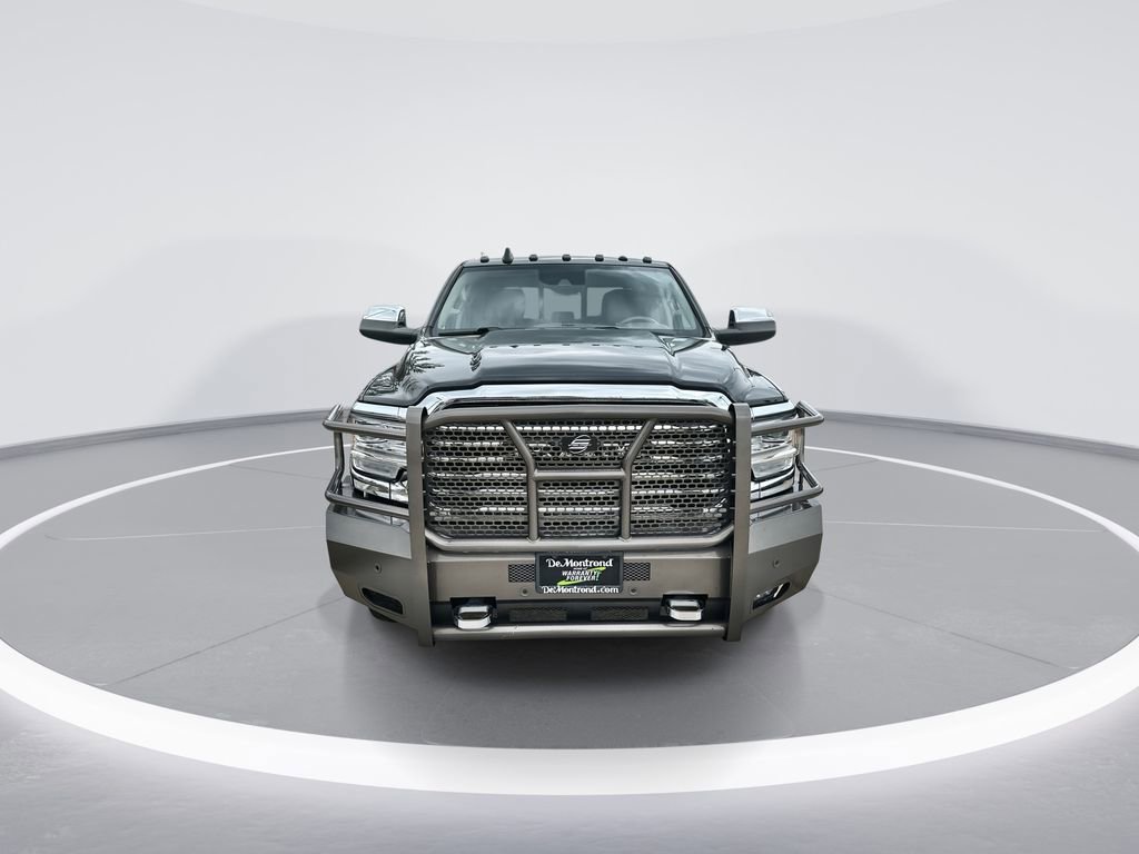 Used 2022 RAM 2500 Limited AWD/4WD image 3