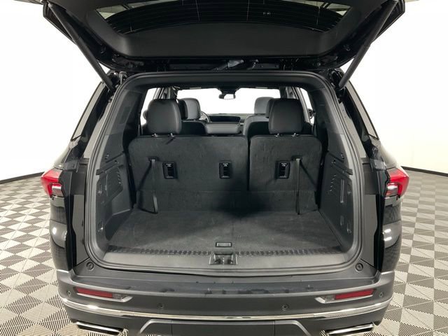 Used 2025 Buick Enclave Preferred image 34