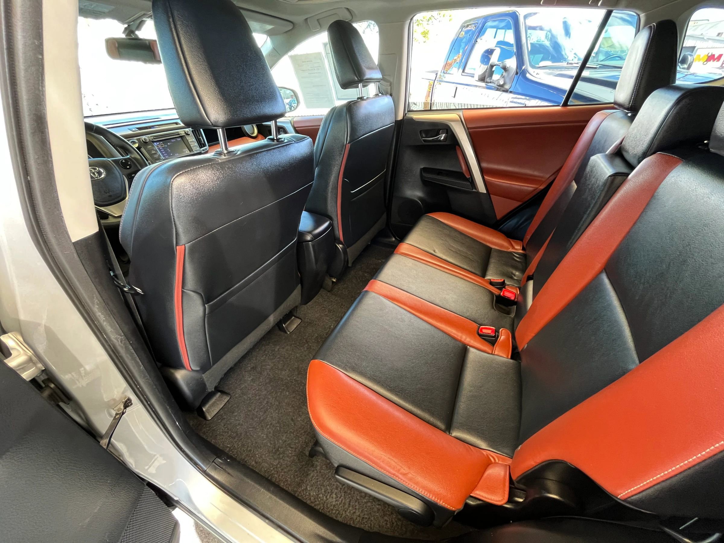 Used 2013 Toyota RAV4 Limited image 13