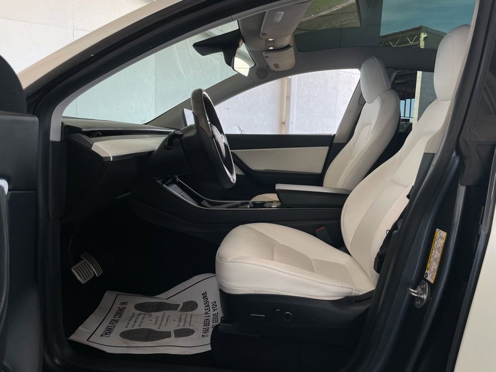 Used 2021 Tesla Model Y Performance image 11