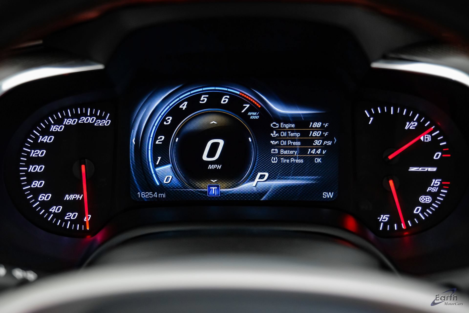 Used 2015 Chevrolet Corvette Z06 w/ 3LZ Preferred Equipment Group RWD image 85