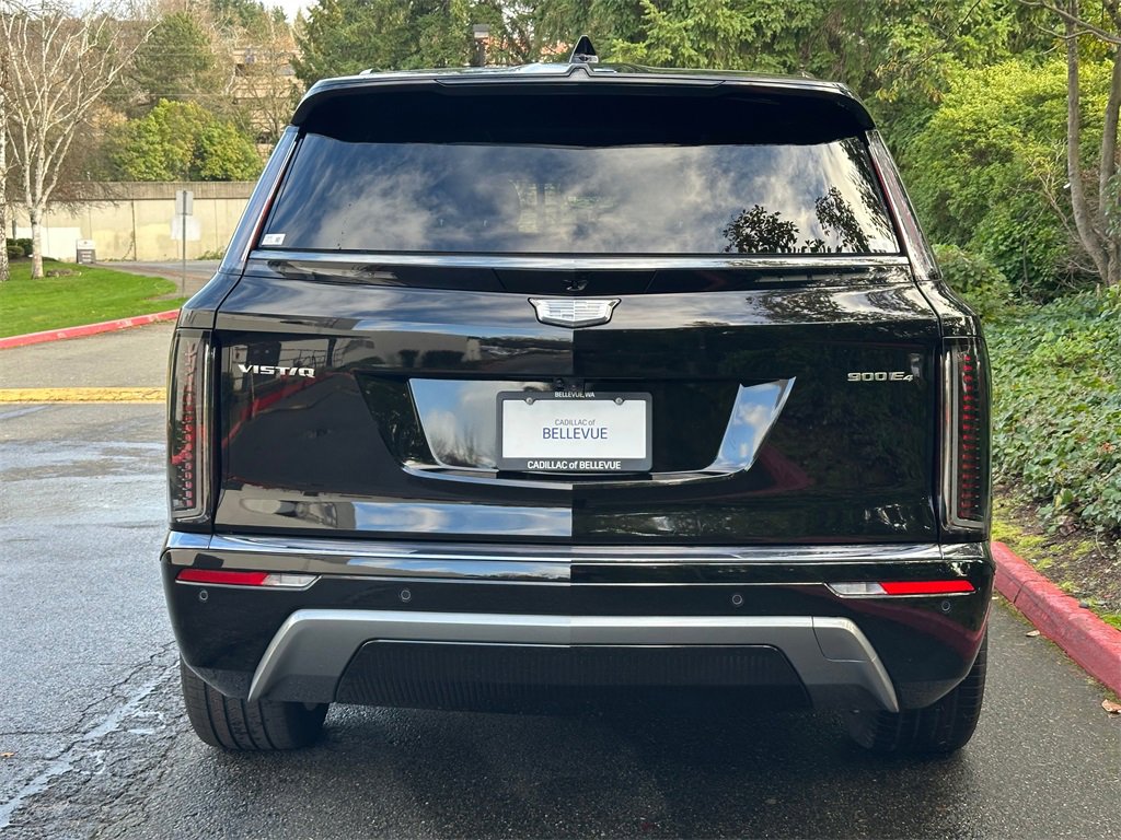 New 2026 Cadillac Vistiq Sport image 4