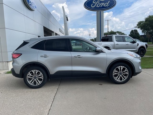 Used 2022 Ford Escape SEL image 16