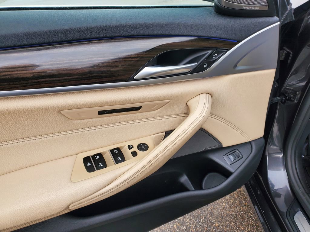 Used 2020 BMW 540i xDrive w/ Convenience Package image 15