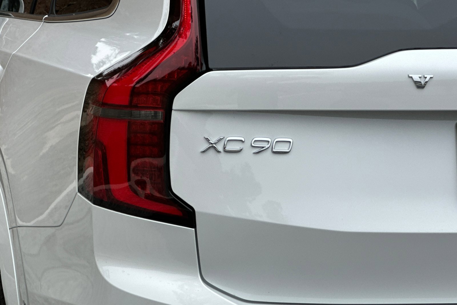 New 2026 Volvo XC90 B6 Plus image 7