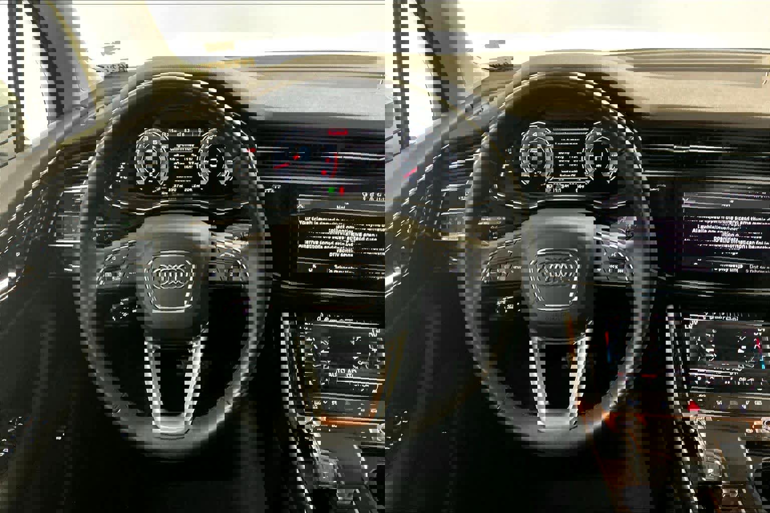 Used 2022 Audi Q7 Premium Plus w/ Premium Plus Package image 8