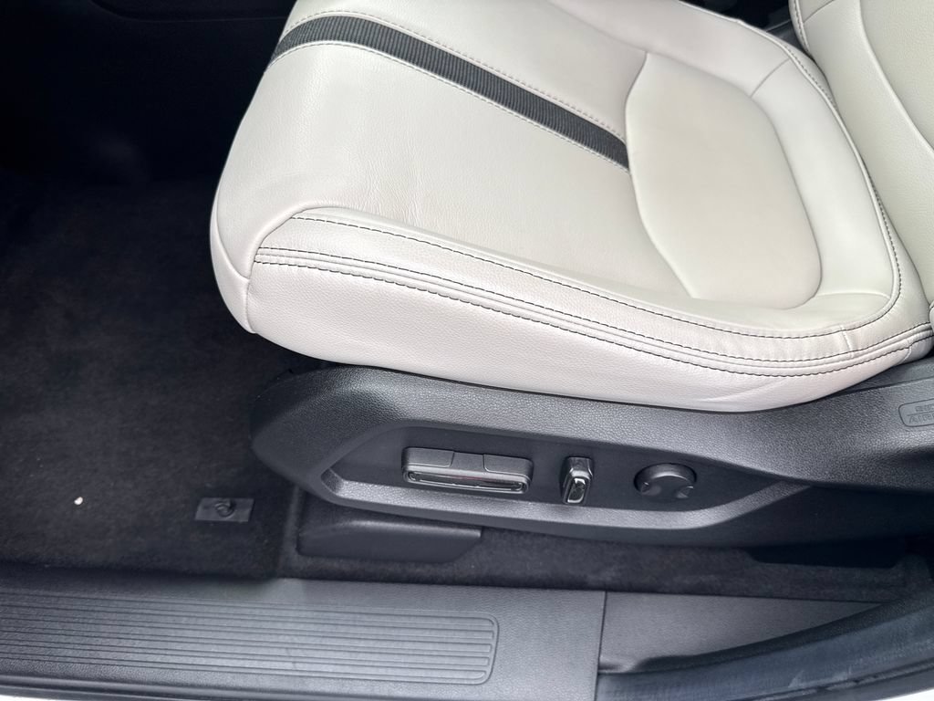 Certified 2026 Honda Pilot EX-L image 12