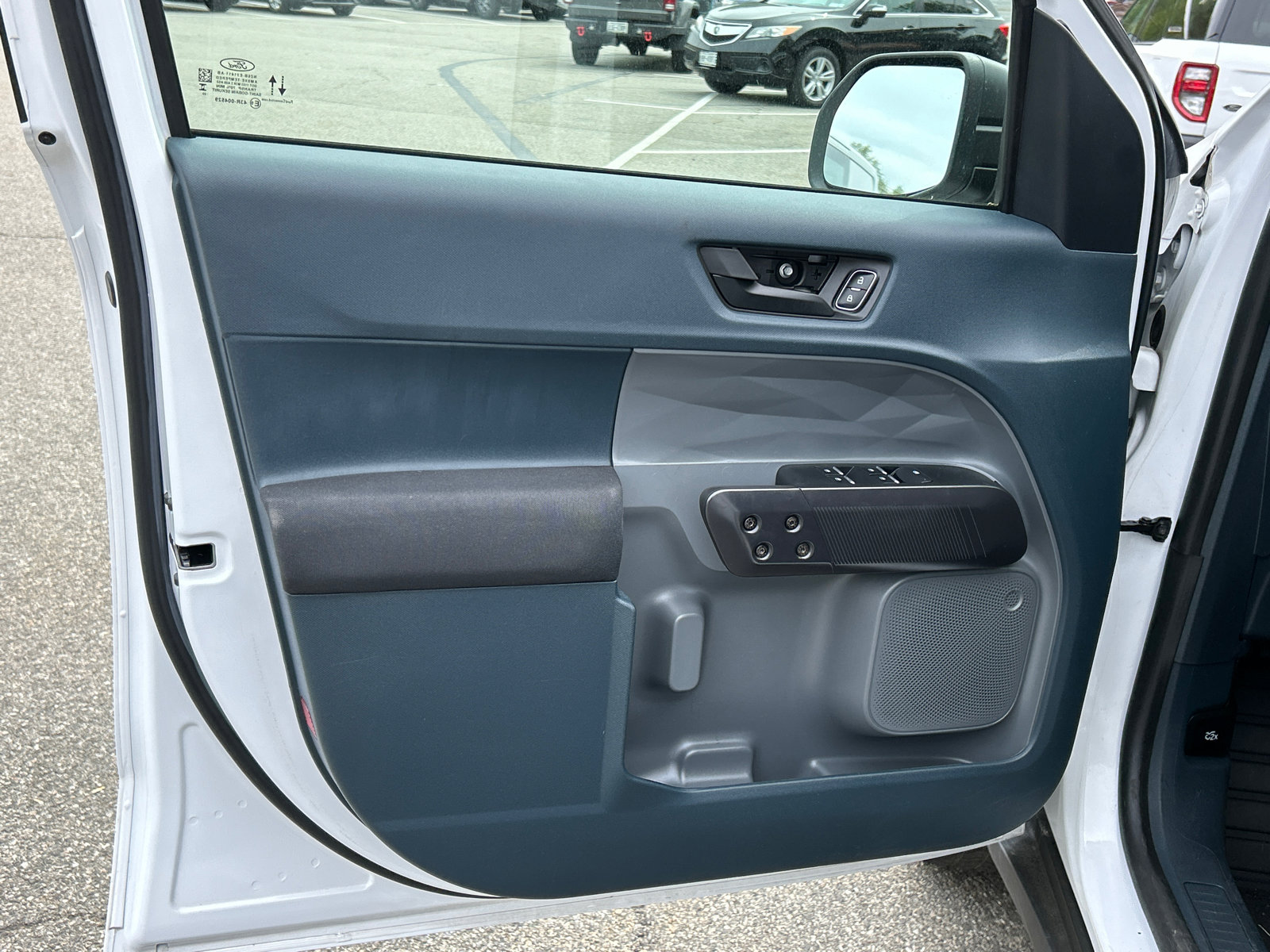 Used 2023 Ford Maverick XL FWD image 9