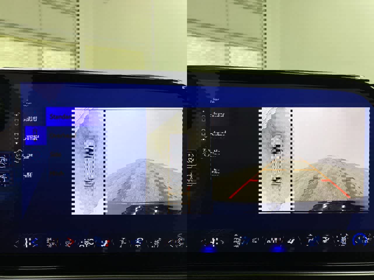 Used 2024 Chevrolet Equinox EV RS image 24