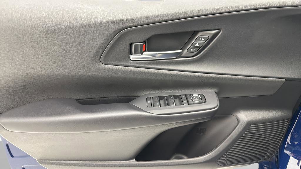 Used 2024 Toyota Prius Prime Premium w/ Advanced Technology Package FWD image 15