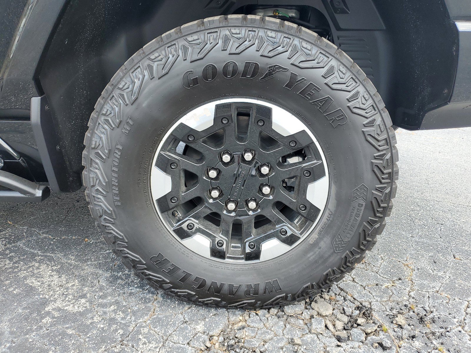 New 2025 GMC Hummer EV 2X w/ Extreme Off-Road Package image 7